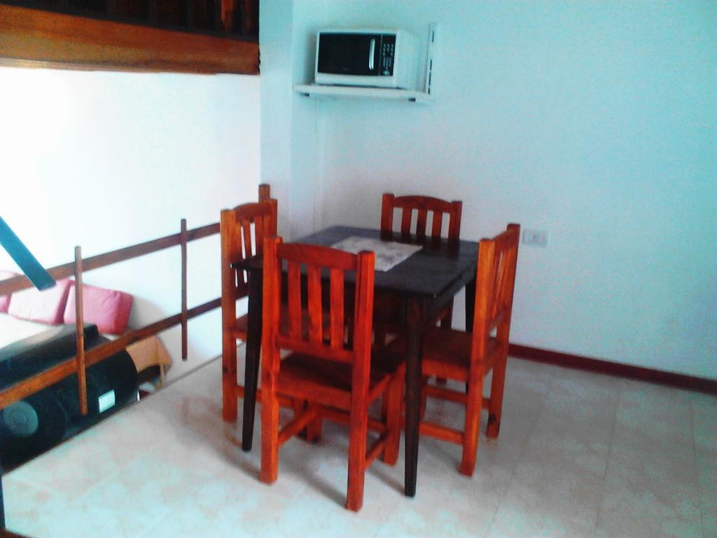 Almendros Apartamento Merlo